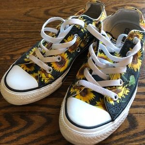 Converse with sunflower print